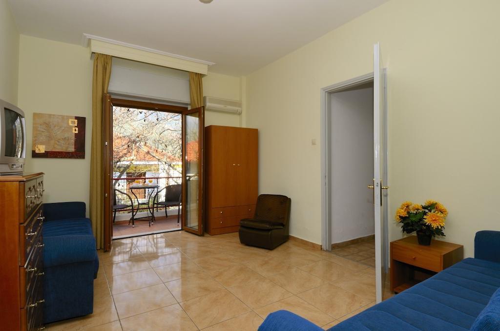 Izela Hotel Kala Nera Exteriör bild